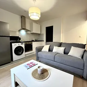  Appartement Superbe Au Centre Ville/balcon France